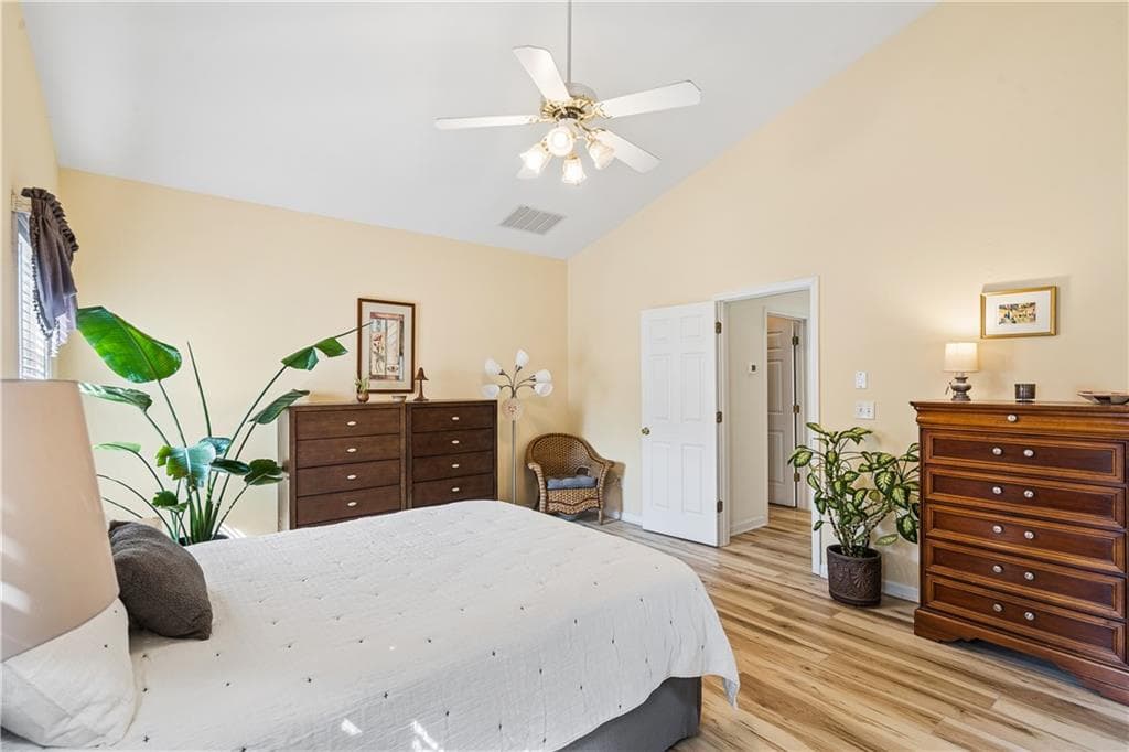 3 bedroom, 2 bathroom, 1,971 sq ft single family residence for sale at 1190 Sunhill Drive, Lawrenceville, GA 30043 — photo 10