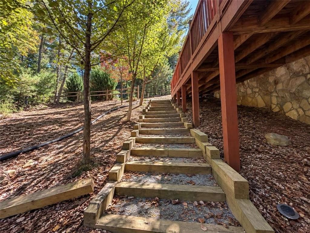 3 bedroom, 3 bathroom, 2,714 sq ft single family residence for sale at 1466 Newport Drive, Ellijay, GA 30540 — photo 9