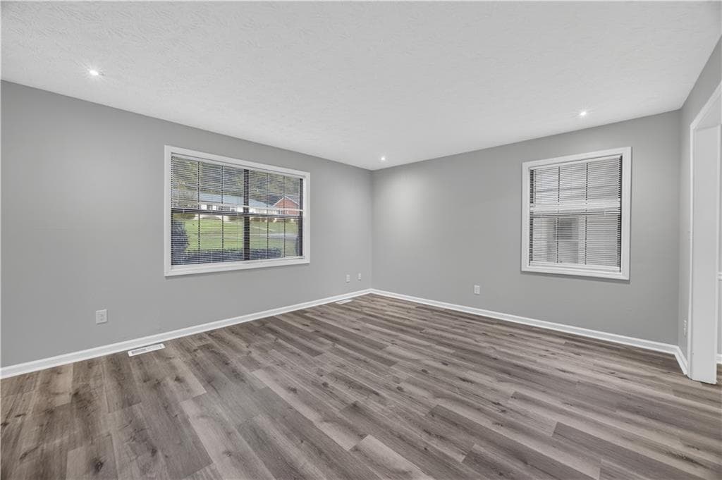 4 bedroom, 3 bathroom, 1,780 sq ft single family residence for sale at 3615 Satellite Boulevard, Ellenwood, GA 30294 — photo 6
