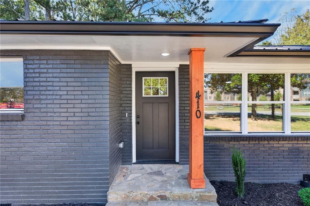 3 bedroom, 2 bathroom, 1,312 sq ft single family residence for sale at 410 Old Stone Road, Villa Rica, GA 30180 — photo 5