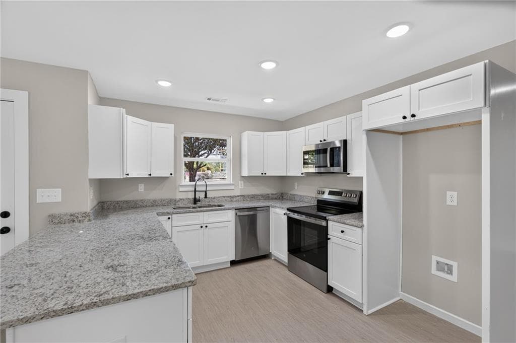3 bedroom, 2 bathroom, 1,312 sq ft single family residence for sale at 410 Old Stone Road, Villa Rica, GA 30180 — photo 10