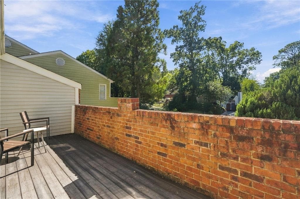 2 bedroom, 3 bathroom, 1,731 sq ft townhouse for sale at 1831 Rockridge Place, Atlanta, GA 30324 — photo 4