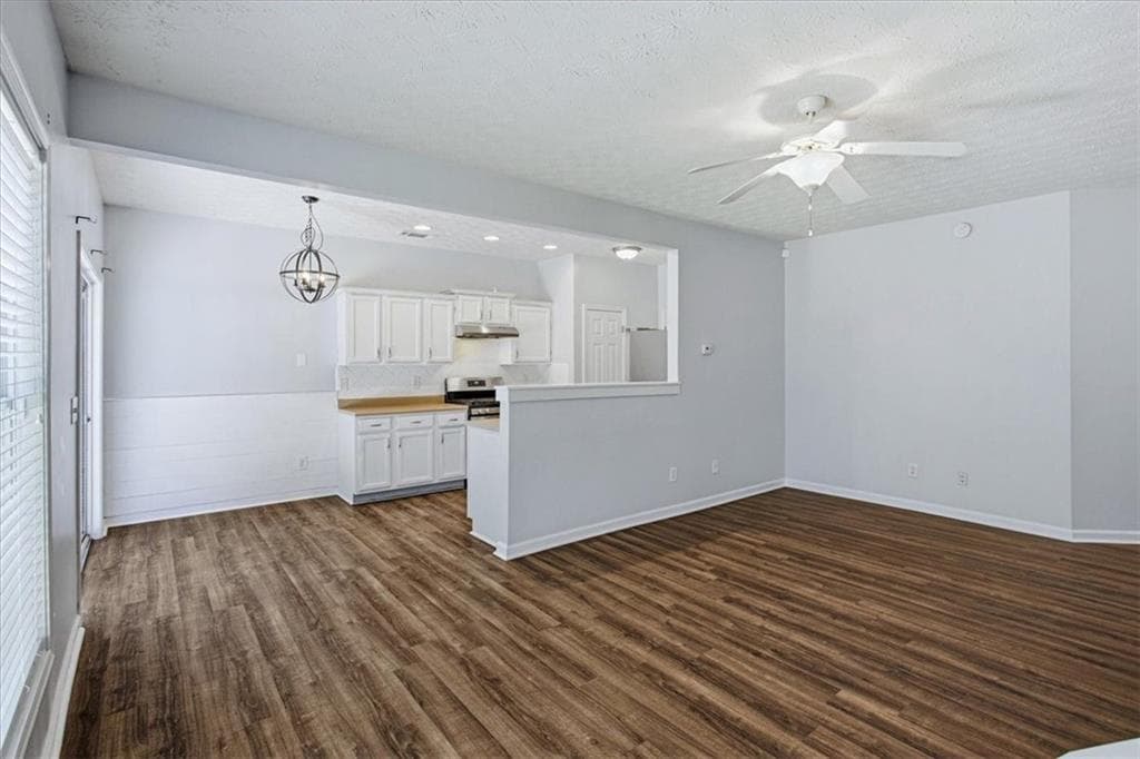 3 bedroom, 3 bathroom, 1,500 sq ft single family residence for sale at 905 Tamarisk Place, Canton, GA 30114 — photo 7