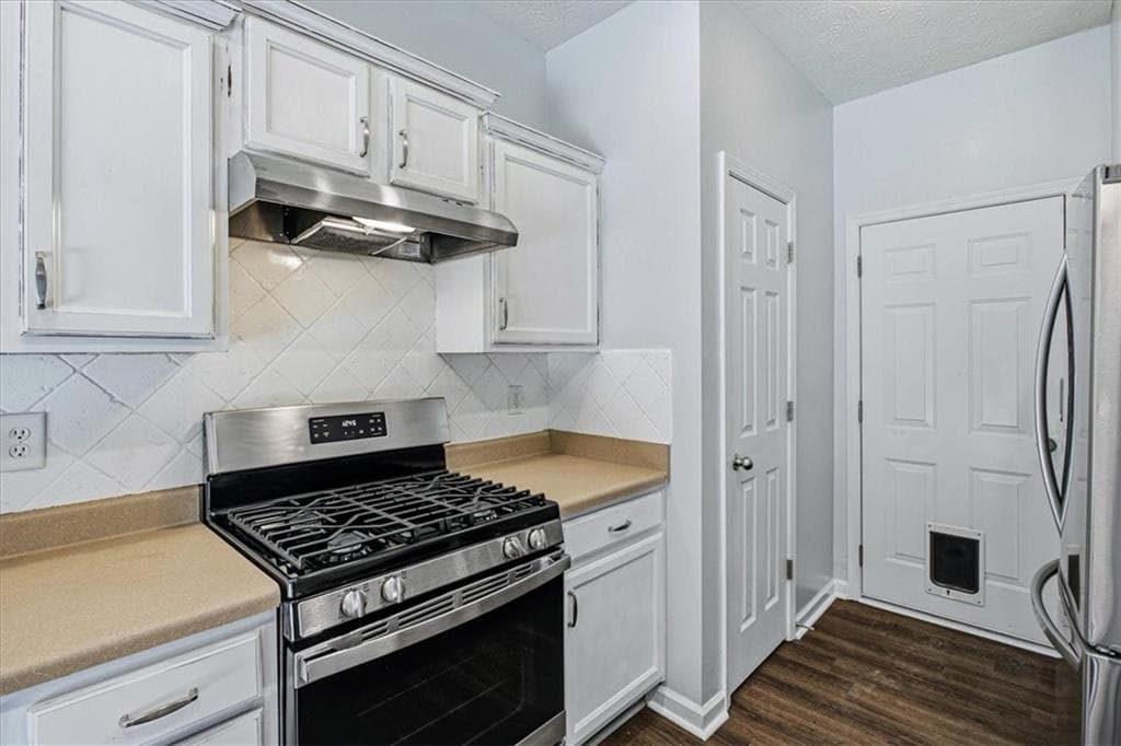 3 bedroom, 3 bathroom, 1,500 sq ft single family residence for sale at 905 Tamarisk Place, Canton, GA 30114 — photo 9