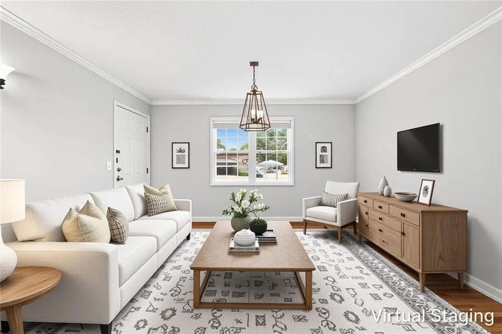 2 bedroom, 1 bathroom, 957 sq ft condominium for sale at 3665 Chestnut Drive D3, Atlanta, GA 30340 — photo 2