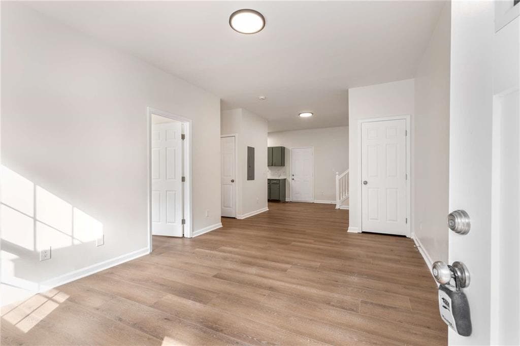 4 bedroom, 3 bathroom, 2,760 sq ft townhouse for rent at 2351 Perry Boulevard B, Atlanta, GA 30318 for $3,100 a month — photo 4