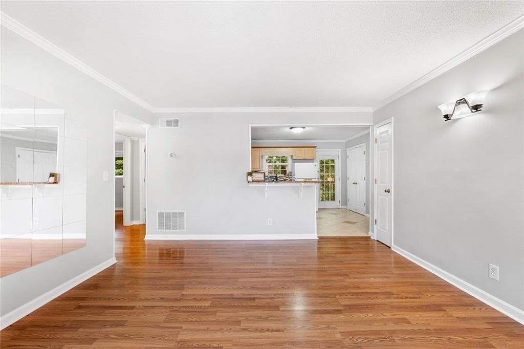 2 bedroom, 1 bathroom, 957 sq ft condominium for sale at 3665 Chestnut Drive D3, Atlanta, GA 30340 — photo 8