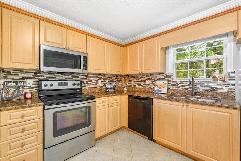 2 bedroom, 1 bathroom, 957 sq ft condominium for sale at 3665 Chestnut Drive D3, Atlanta, GA 30340 — photo 10
