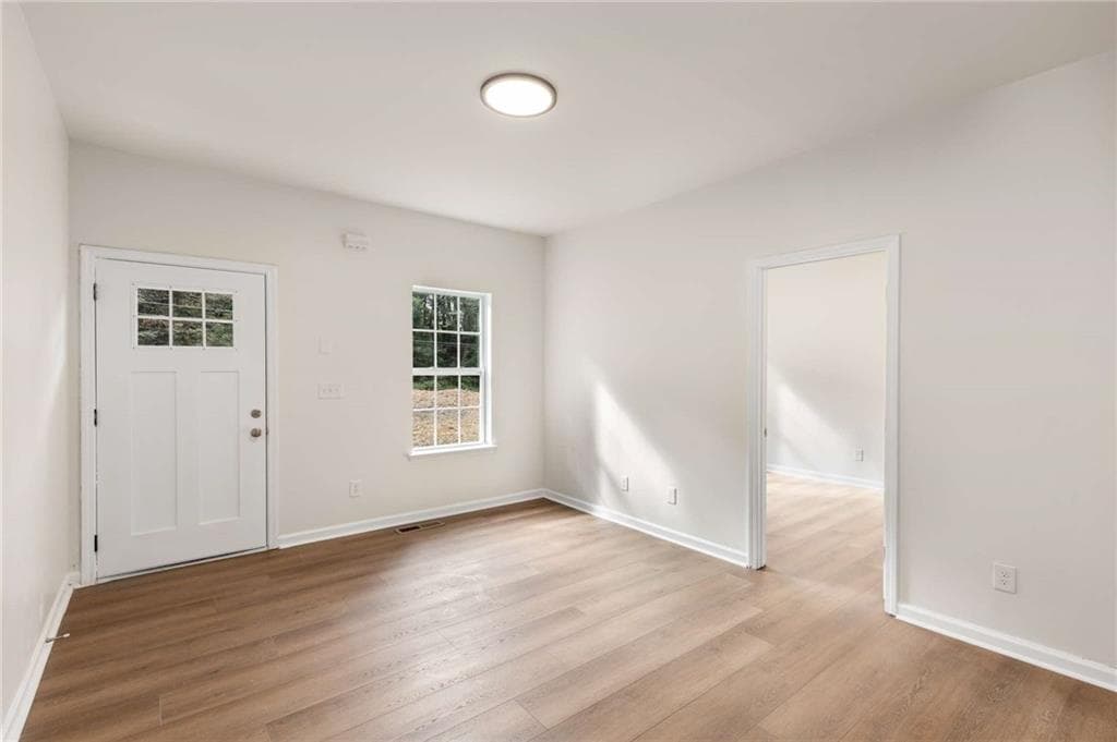 4 bedroom, 3 bathroom, 2,760 sq ft townhouse for rent at 2351 Perry Boulevard B, Atlanta, GA 30318 for $3,100 a month — photo 5