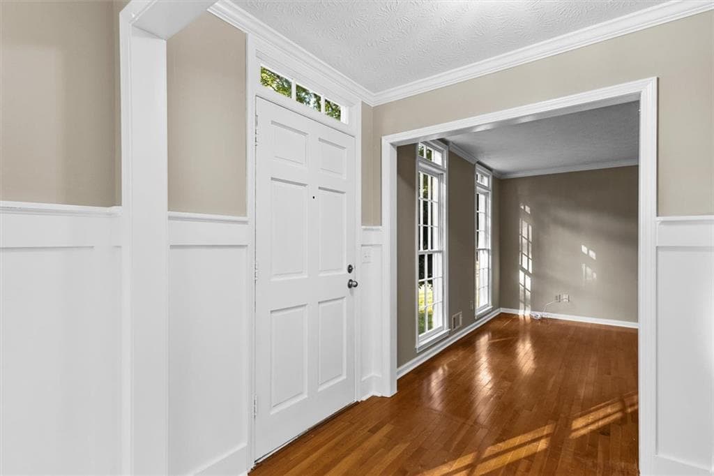 5 bedroom, 4 bathroom, 4,852 sq ft single family residence for sale at 2092 Plantation Road, Lawrenceville, GA 30044 — photo 6
