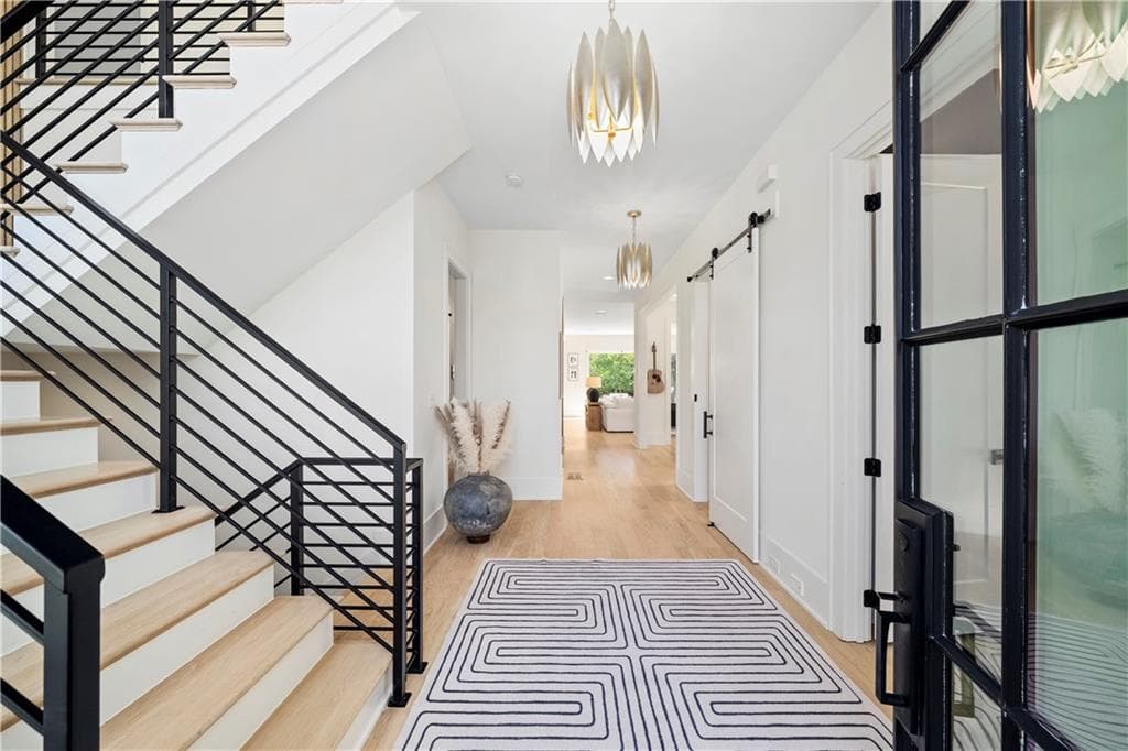 6 bedroom, 7 bathroom, 7,783 sq ft single family residence for sale at 2811 N Thompson Road, Atlanta, GA 30319 — photo 10