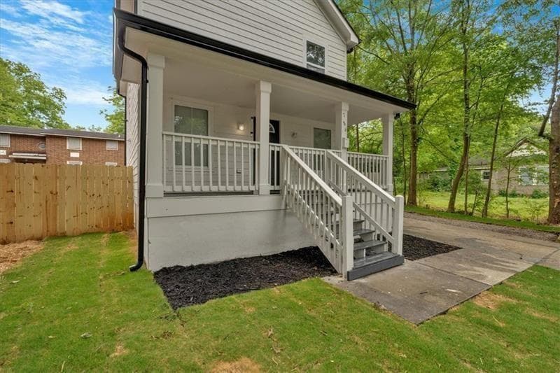 4 bedroom, 3 bathroom, 1,638 sq ft single family residence for rent at 786 Neal Street, Atlanta, GA 30318 for $3,350 a month — photo 2