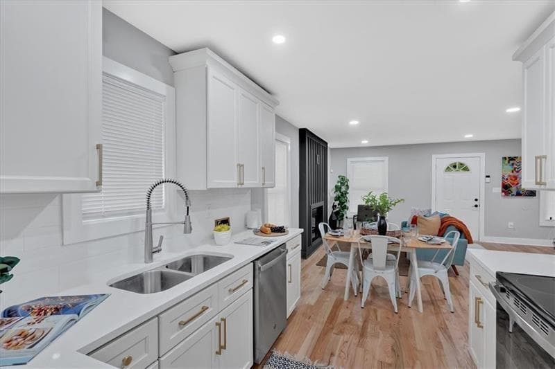4 bedroom, 3 bathroom, 1,638 sq ft single family residence for rent at 786 Neal Street, Atlanta, GA 30318 for $3,350 a month — photo 7