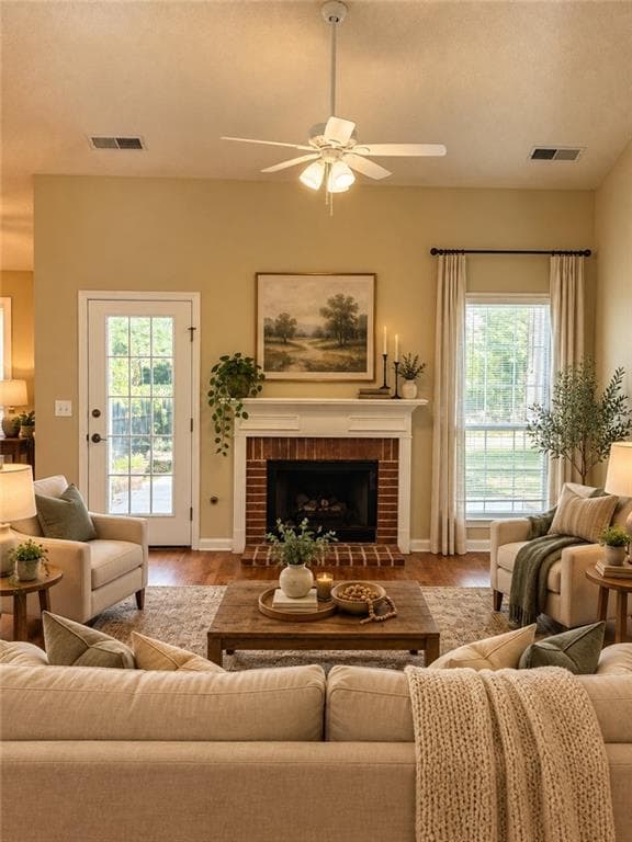 3 bedroom, 2 bathroom, 1,327 sq ft single family residence for sale at 176 Flagman Street, Dawsonville, GA 30534 — photo 2