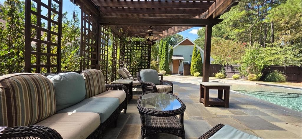 5 bedroom, 6 bathroom, 5,015 sq ft single family residence for sale at 1066 Bridgewater Walk, Snellville, GA 30078 — photo 5