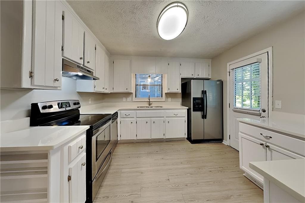 3 bedroom, 2 bathroom, 1,982 sq ft single family residence for rent at 265 Castleair Drive, Kennesaw, GA 30144 for $2,150 a month — photo 4