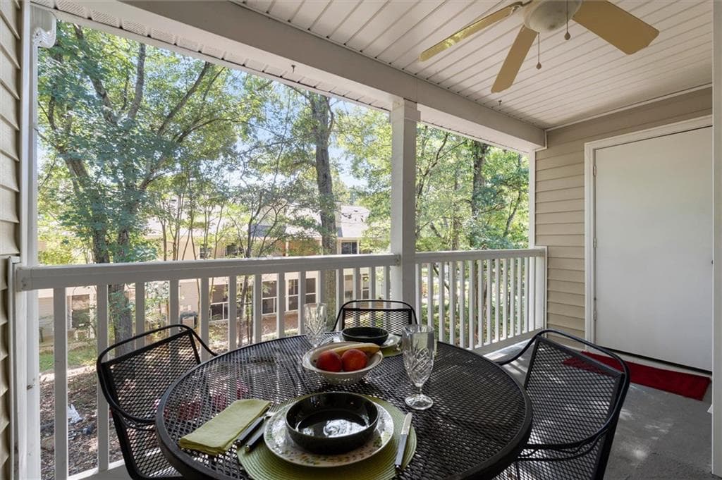 2 bedroom, 2 bathroom, 1,384 sq ft condominium for sale at 3062 Westwood Way, Alpharetta, GA 30004 — photo 6