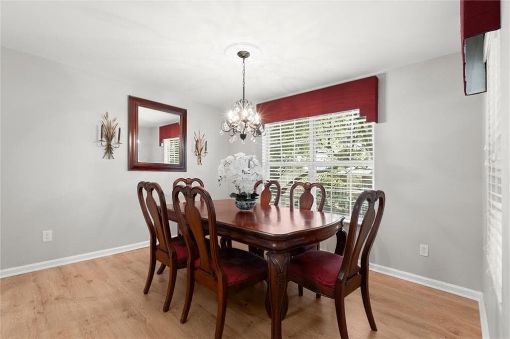 2 bedroom, 2 bathroom, 1,384 sq ft condominium for sale at 3062 Westwood Way, Alpharetta, GA 30004 — photo 8