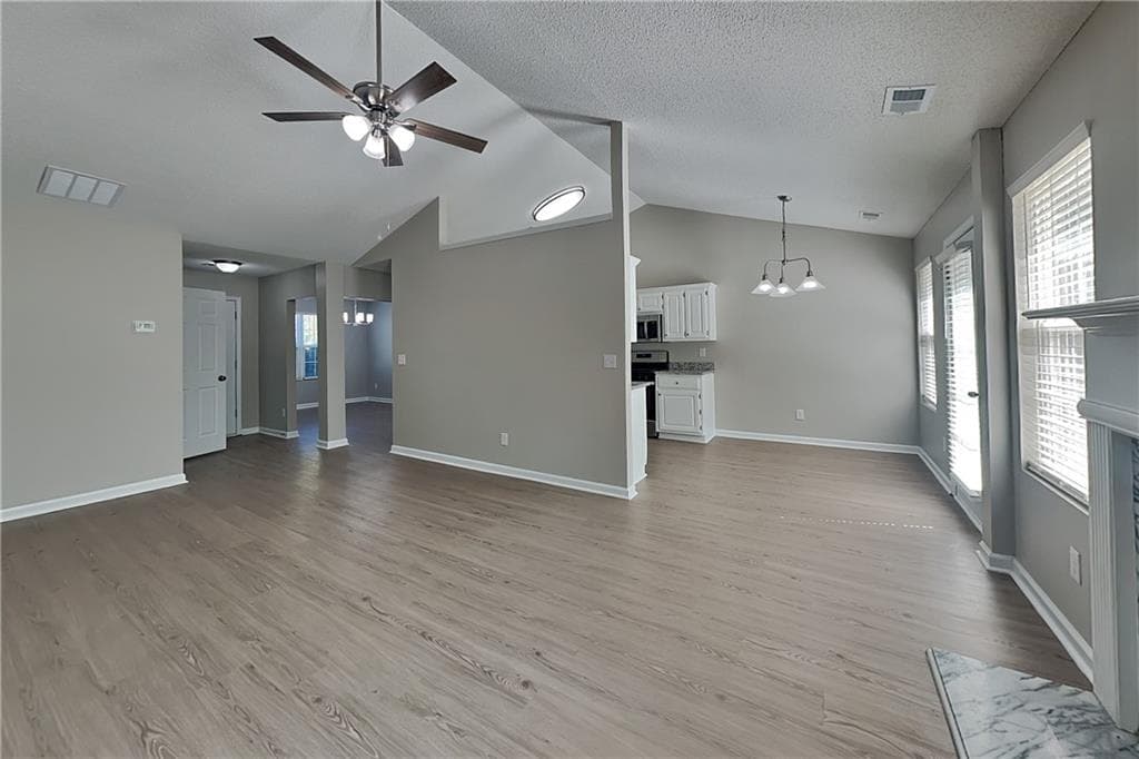 3 bedroom, 2 bathroom, 1,610 sq ft single family residence for rent at 1804 Fort Shawnee Trace, Dacula, GA 30019 for $2,050 a month — photo 3