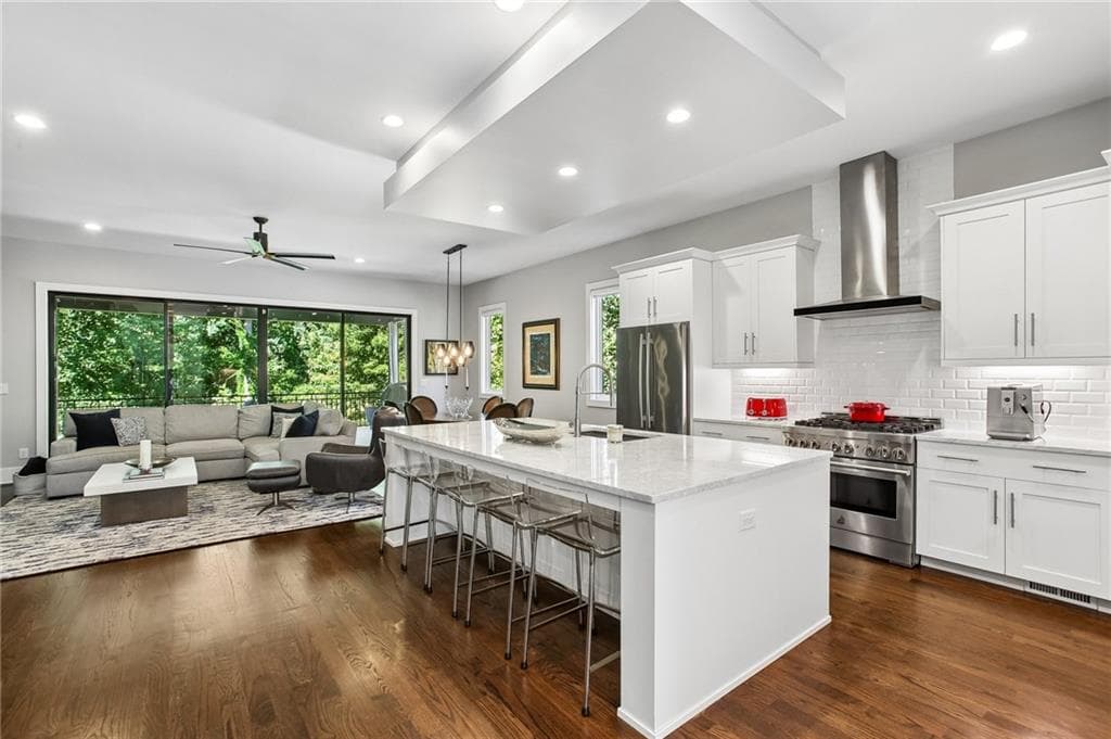 3 bedroom, 4 bathroom, 2,800 sq ft townhouse for sale at 3000 Hermance Drive, Atlanta, GA 30319 — photo 4