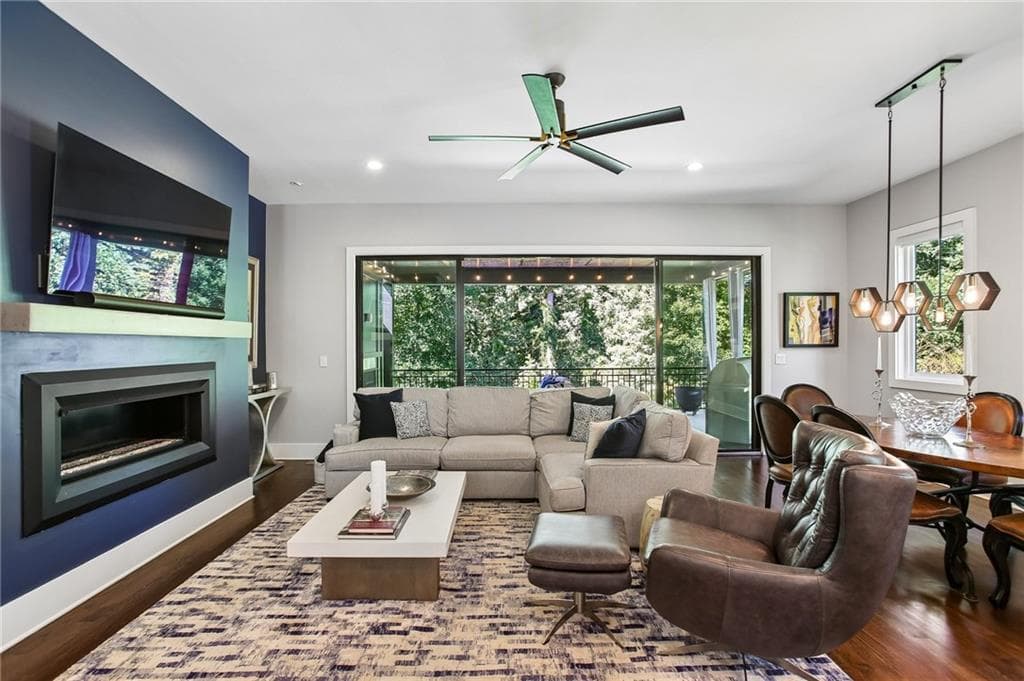 3 bedroom, 4 bathroom, 2,800 sq ft townhouse for sale at 3000 Hermance Drive, Atlanta, GA 30319 — photo 10