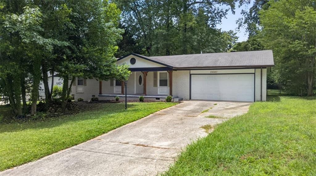3 bedroom, 2 bathroom, 1,445 sq ft single family residence for sale at 3661 Manhattan Drive, Decatur, GA 30034 — photo 3