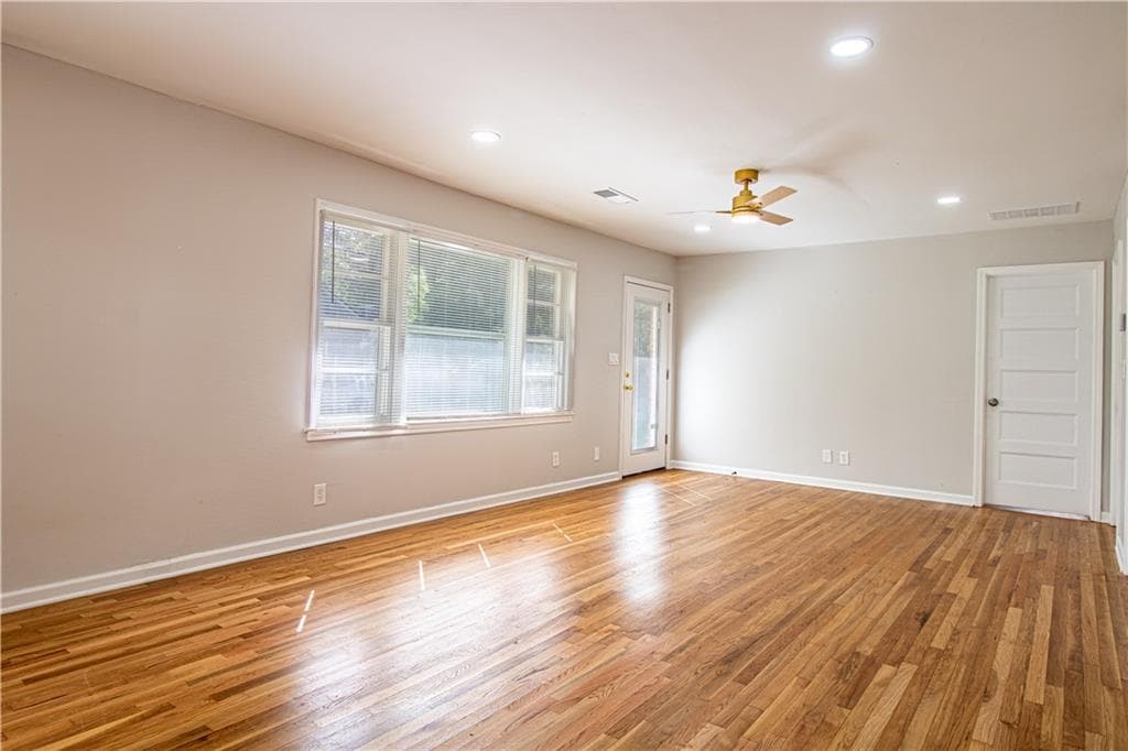 3 bedroom, 2 bathroom single family residence for sale at 559 Westmeath Drive, Atlanta, GA 30310 — photo 7