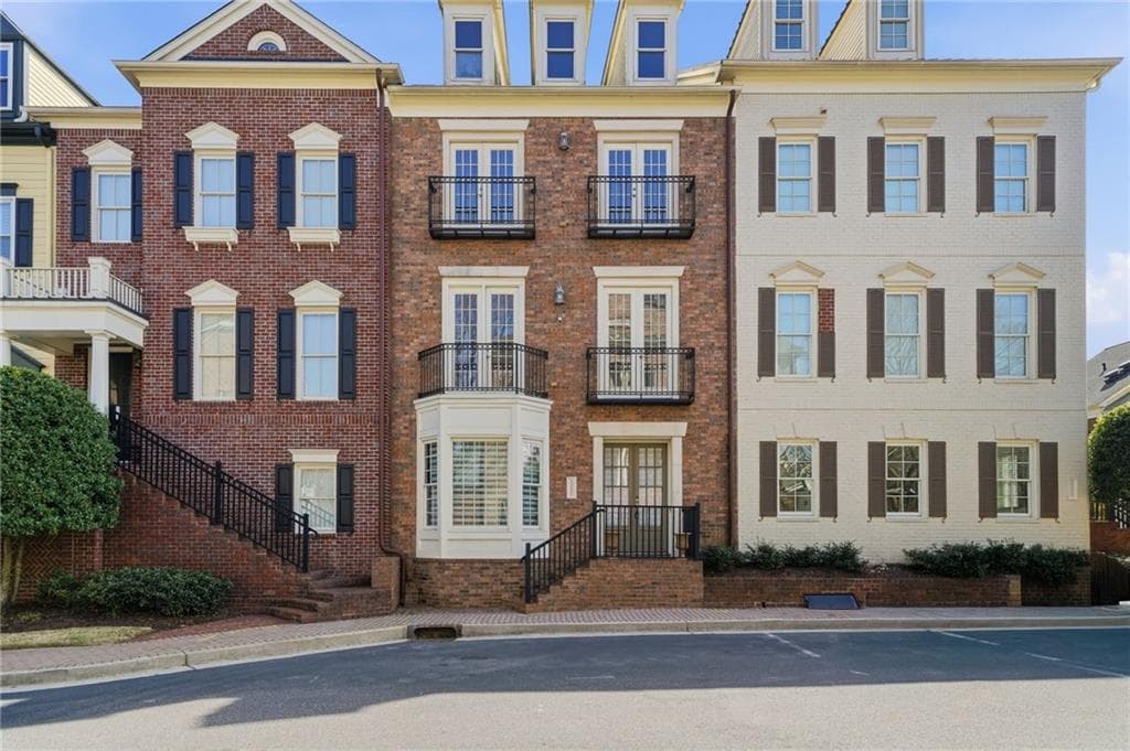 3 bedroom, 5 bathroom, 4,312 sq ft townhouse for sale at 4397 Bridgehaven Drive 7, Smyrna, GA 30080