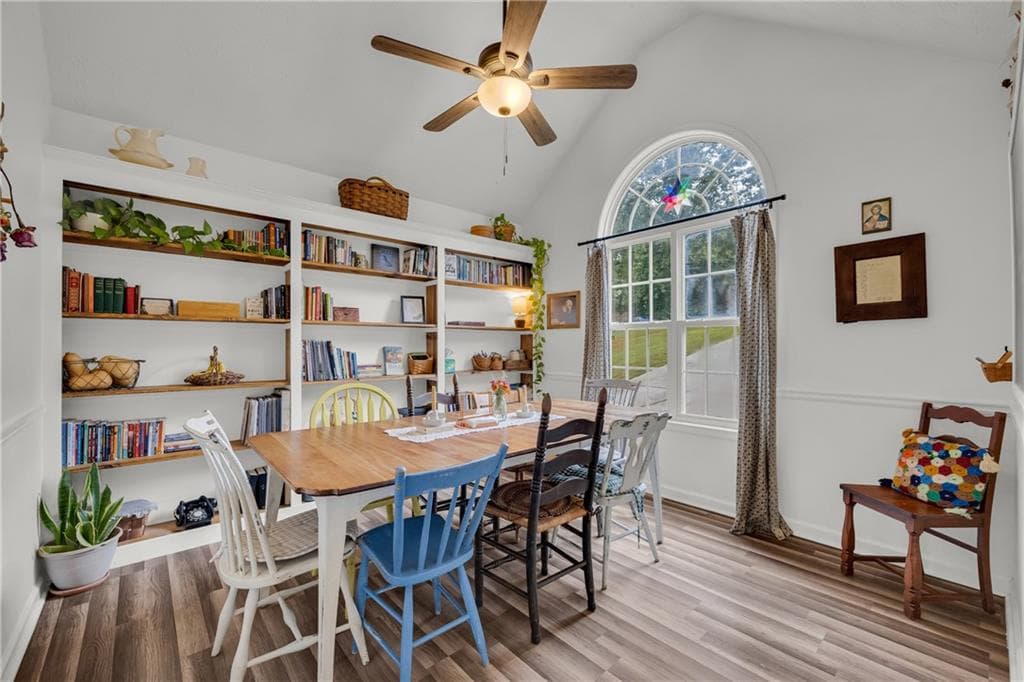 5 bedroom, 3 bathroom, 2,599 sq ft single family residence for sale at 1728 Riveredge Walk, Loganville, GA 30052 — photo 6