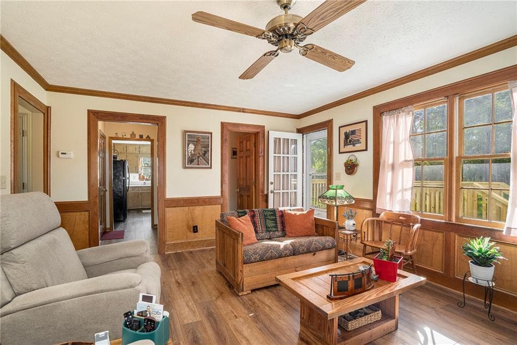 4 bedroom, 3 bathroom, 2,130 sq ft single family residence for sale at 2260 Deer Oaks Trail, Lawrenceville, GA 30044 — photo 6