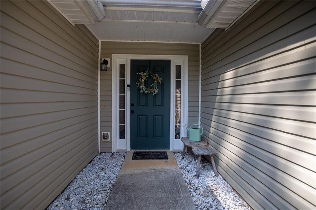3 bedroom, 2 bathroom, 1,479 sq ft single family residence for sale at 243 Pine Tree Drive, Dawsonville, GA 30534 — photo 2