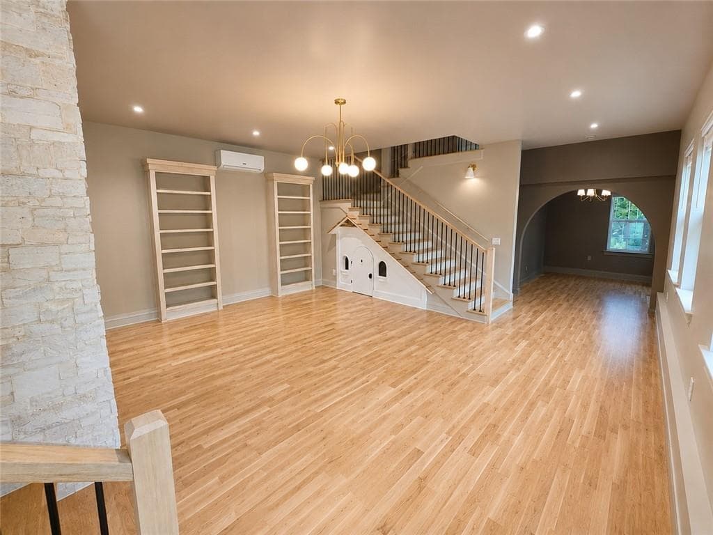 3 bedroom, 3 bathroom, 2,588 sq ft single family residence for sale at 2820 Lullwater Drive, Gainesville, GA 30506 — photo 5
