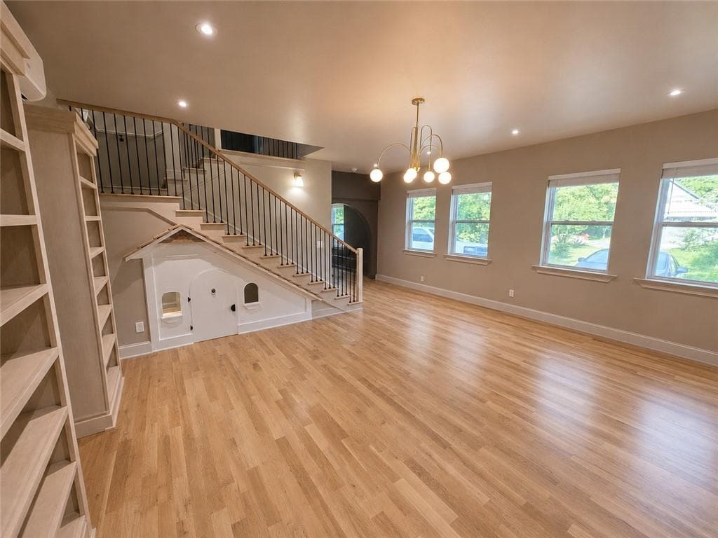 3 bedroom, 3 bathroom, 2,588 sq ft single family residence for sale at 2820 Lullwater Drive, Gainesville, GA 30506 — photo 10
