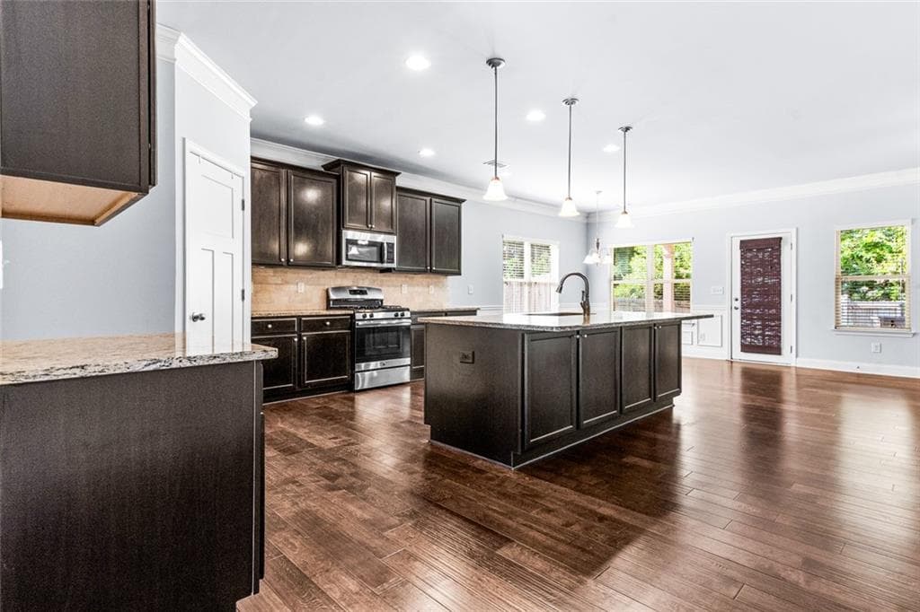 5 bedroom, 3 bathroom, 2,889 sq ft single family residence for sale at 3309 Mulberry Cove Way, Auburn, GA 30011 — photo 6