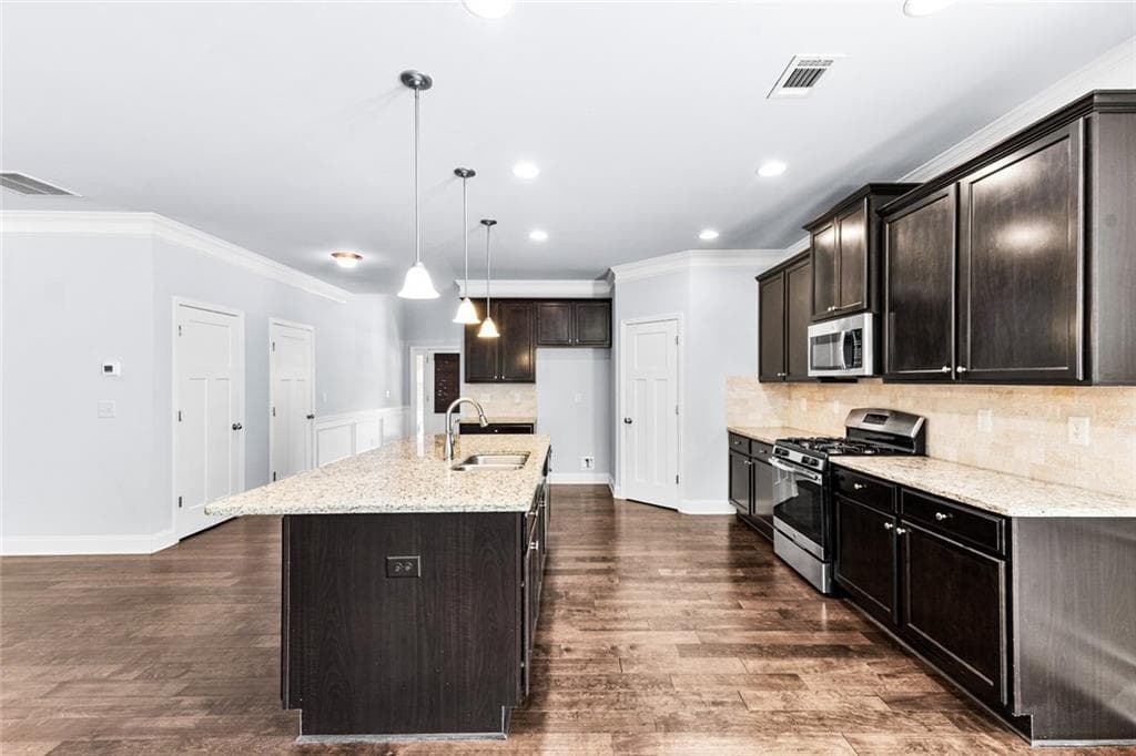 5 bedroom, 3 bathroom, 2,889 sq ft single family residence for sale at 3309 Mulberry Cove Way, Auburn, GA 30011 — photo 10