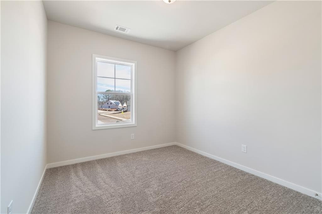 5 bedroom, 4 bathroom, 2,800 sq ft single family residence for sale at 681 Winding Rose Drive, Hoschton, GA 30548 — photo 8