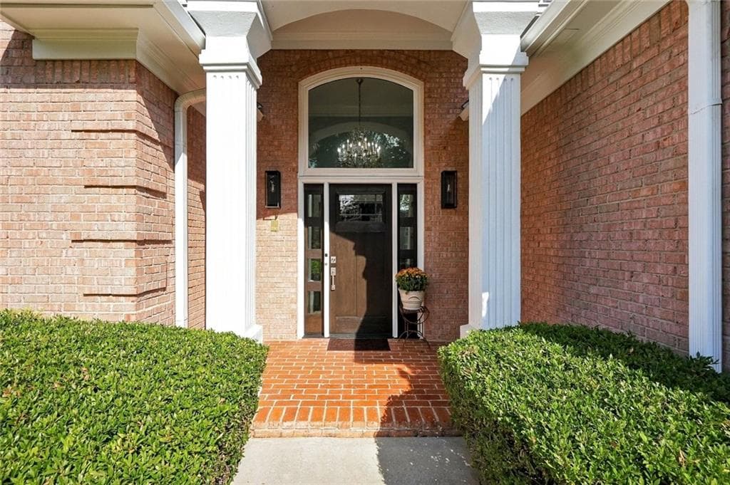 6 bedroom, 5 bathroom, 5,213 sq ft single family residence for sale at 6201 Indian River Drive, Peachtree Corners, GA 30092 — photo 6