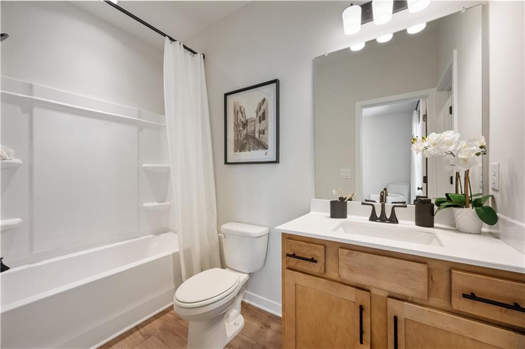5 bedroom, 4 bathroom, 3,530 sq ft single family residence for sale at 672 Winding Rose Drive, Hoschton, GA 30548 — photo 3