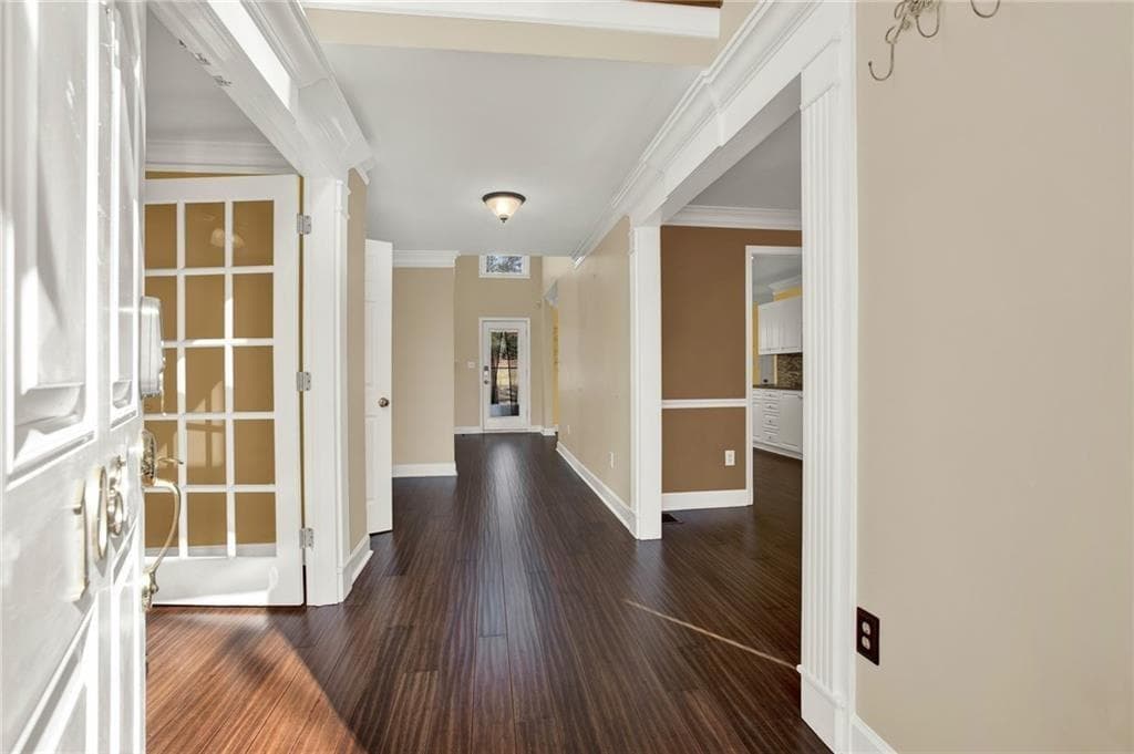 4 bedroom, 3 bathroom, 2,251 sq ft single family residence for rent at 1081 Gunter Circle, Athens, GA 30606 for $3,100 a month — photo 6
