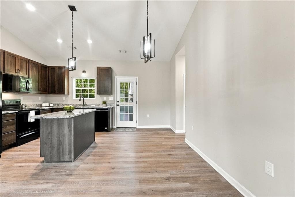 3 bedroom, 2 bathroom, 1,320 sq ft single family residence for sale at 372 Mcgarity Road, Temple, GA 30179 — photo 10