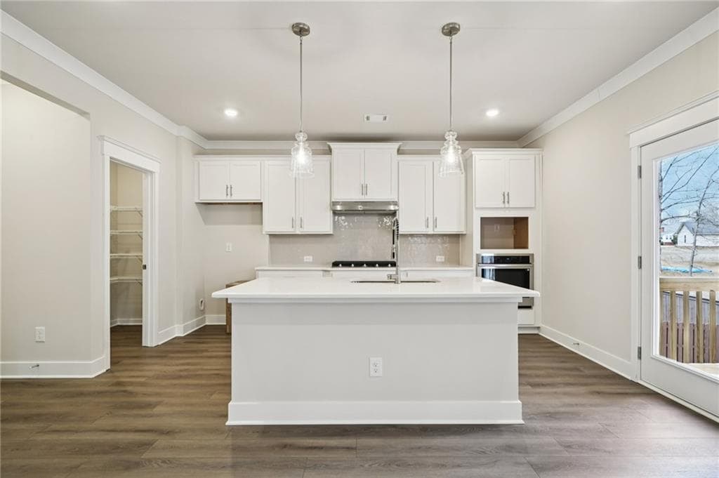5 bedroom, 4 bathroom, 2,535 sq ft single family residence for sale at 658 Winding Rose Drive, Hoschton, GA 30548 — photo 7