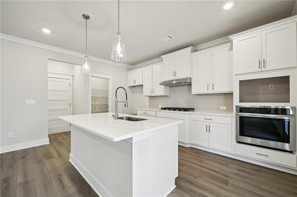 5 bedroom, 4 bathroom, 2,535 sq ft single family residence for sale at 658 Winding Rose Drive, Hoschton, GA 30548 — photo 8