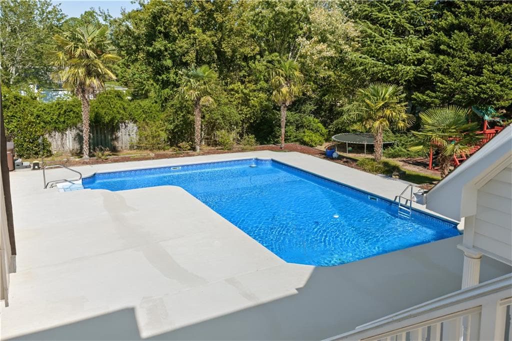 6 bedroom, 6 bathroom, 4,558 sq ft single family residence for sale at 3799 Sardis Church Road, Buford, GA 30519 — photo 6