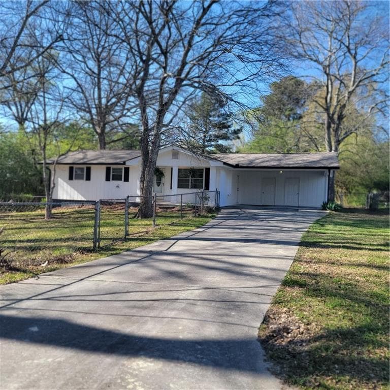 3 bedroom, 2 bathroom single family residence for sale at 118 Meadows Court, Hiram, GA 30141 — photo 2
