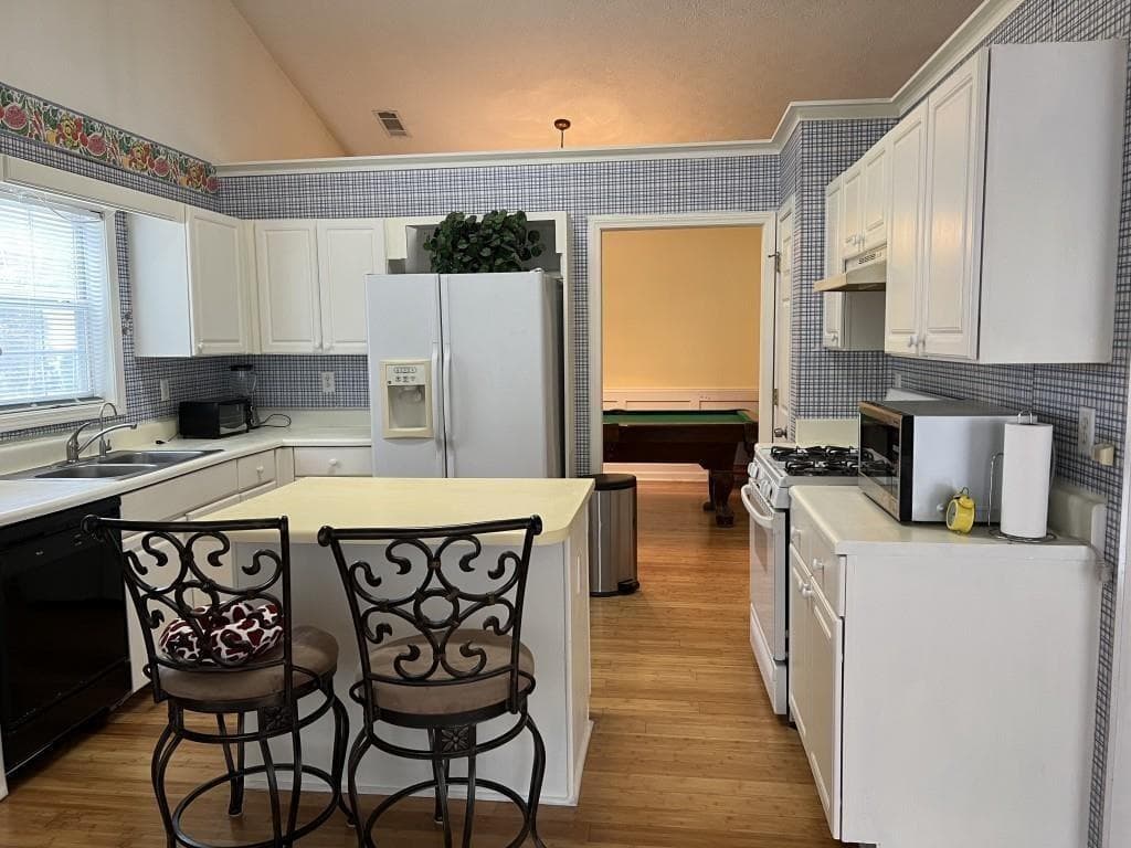 3 bedroom, 2 bathroom, 1,766 sq ft single family residence for rent at 1590 Westfield Court, Lawrenceville, GA 30043 for $2,200 a month — photo 5