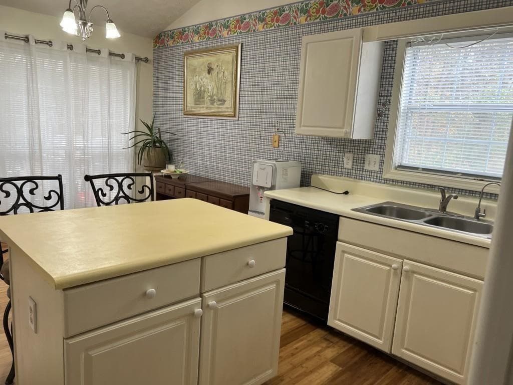 3 bedroom, 2 bathroom, 1,766 sq ft single family residence for rent at 1590 Westfield Court, Lawrenceville, GA 30043 for $2,200 a month — photo 7