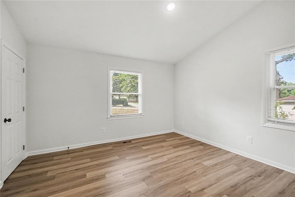 3 bedroom, 2 bathroom, 1,125 sq ft single family residence for sale at 2426 Woodland Drive, Kennesaw, GA 30152 — photo 10