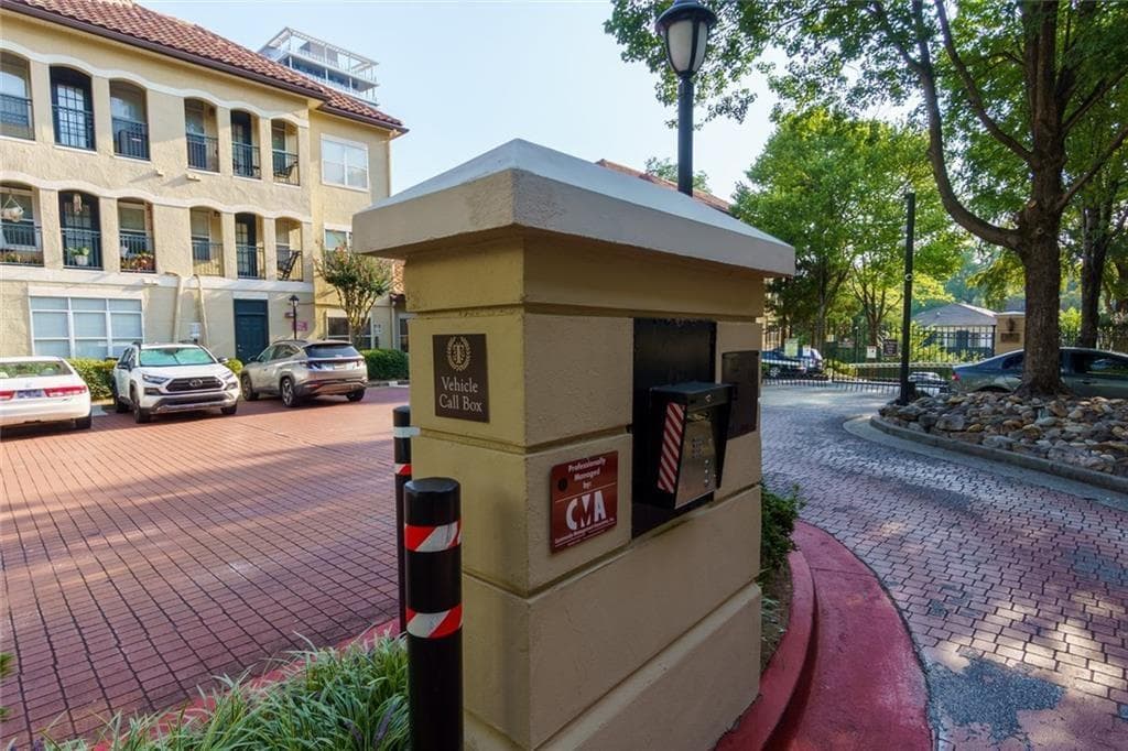 2 bedroom, 2 bathroom, 1,134 sq ft condominium for sale at 955 Juniper Street 4323, Atlanta, GA 30309 — photo 4