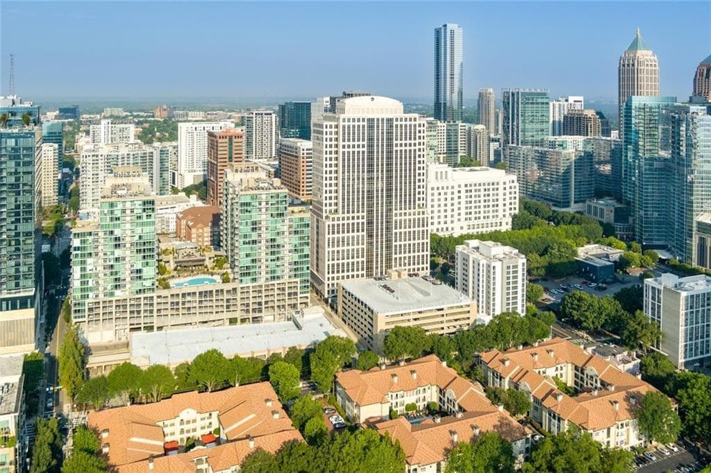2 bedroom, 2 bathroom, 1,134 sq ft condominium for sale at 955 Juniper Street 4323, Atlanta, GA 30309 — photo 10