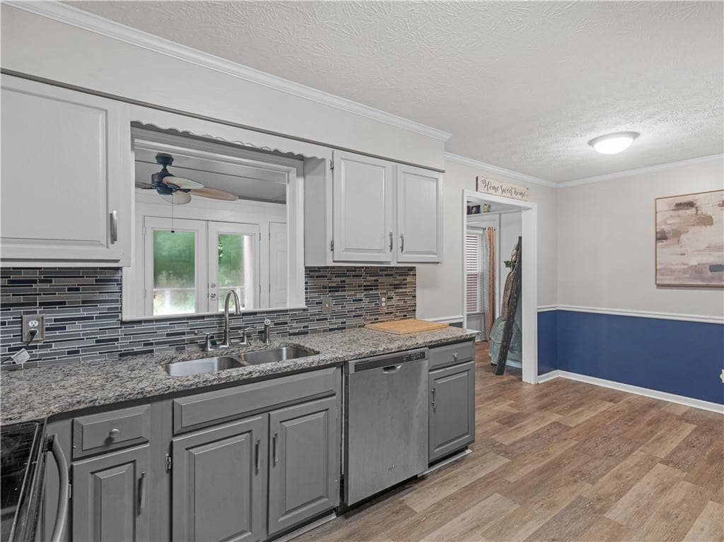 4 bedroom, 3 bathroom, 2,563 sq ft single family residence for sale at 185 Briar Patch Road, Covington, GA 30014 — photo 6